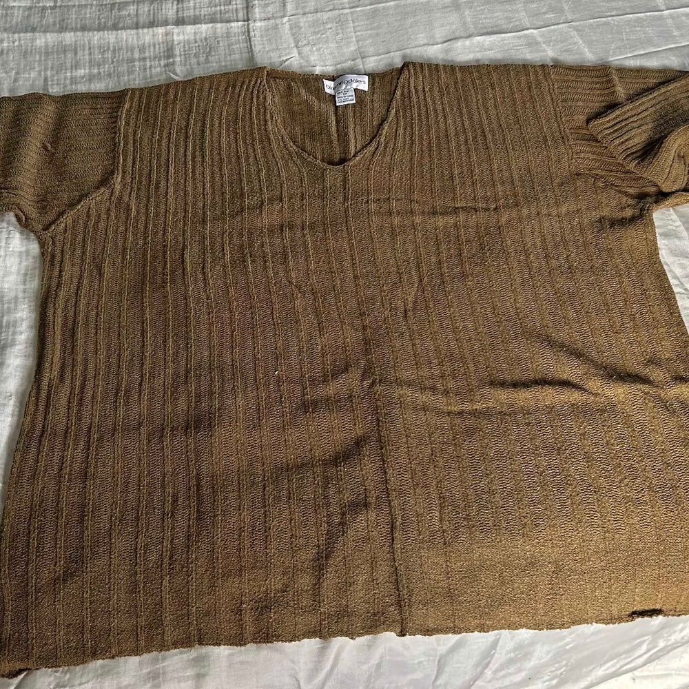 SWEATER, SILK 100%, SIZE 3X, KHAKI GREEN, V-NECK,  BLOOMINGDALES, LONG SLEEVES,